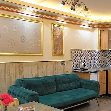 Maranda Hotel 3*
