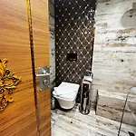 Maranda Hotel