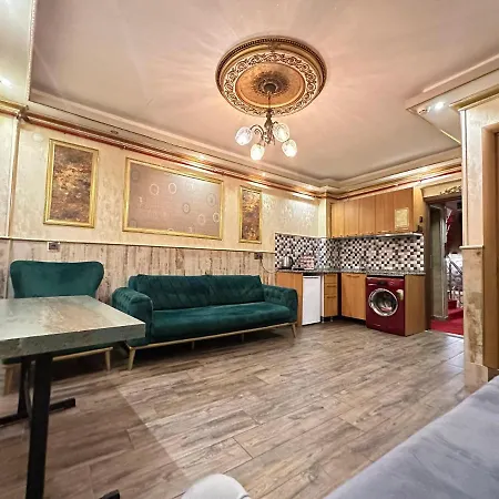 Maranda Hotel
